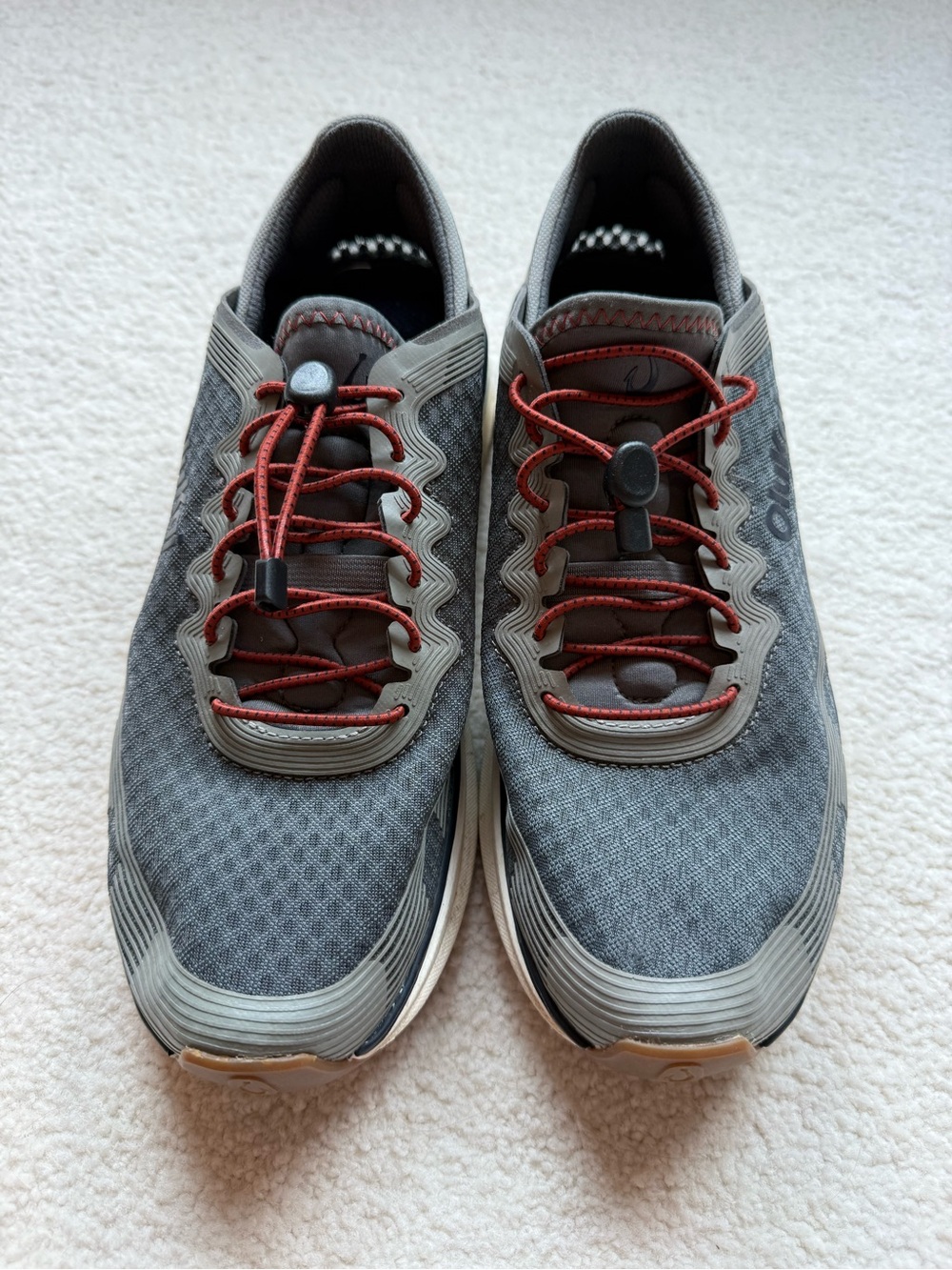 OLUKAI men's ahi boat sneaker in rock/ash water mesh quick dry 9.5